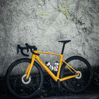 BICICLETA SCOTT ADDICT RC 10 - AMARELO BANANA
