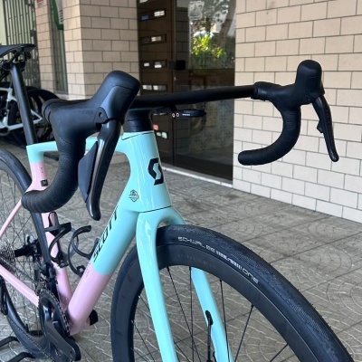 BICICLETA SCOTT ADDICT RC 10 - GELATO BLUE/GELATO PINK