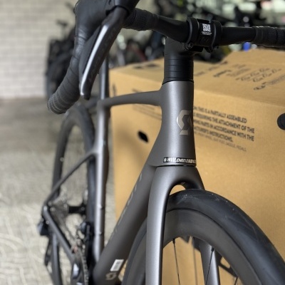 BICICLETA SCOTT ADDICT 20 - TUNGSTEN GREY