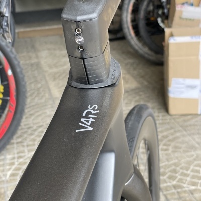 BICICLETA COLNAGO V4RS UAE EMIRATES