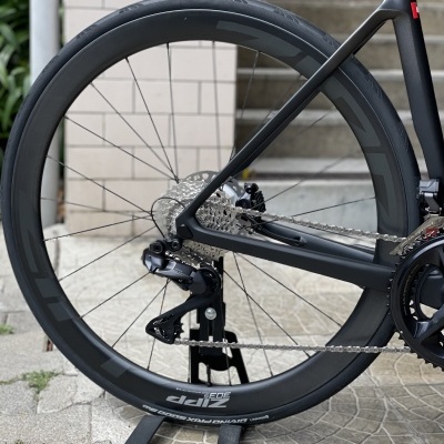 BICICLETA COLNAGO V4RS UAE EMIRATES