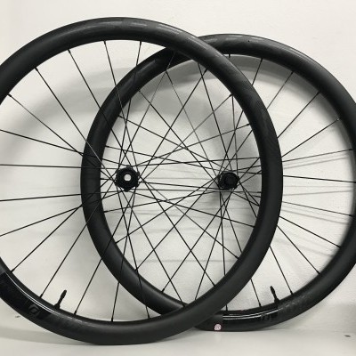 Rodas Estrada/Gravel Carbono Syncros Capital 1.0 X40