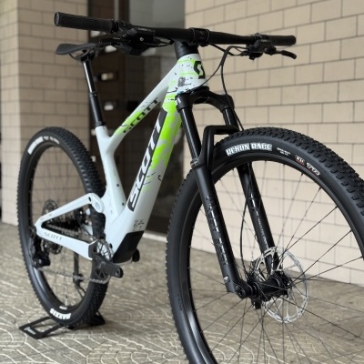 BICICLETA SCOTT SPARK RC COMP - CUMULUS WHITE