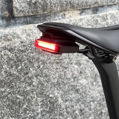 LANTERNA TRASEIRA SYNCROS REAR LIGHT CAMPBELL 100