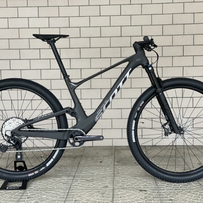 BICICLETA SCOTT SPARK RC TEAM BLACK - 2024