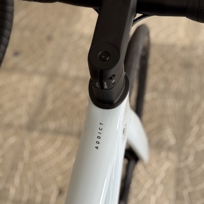 BICICLETA SCOTT ADDICT 50 - MINERAL GREY