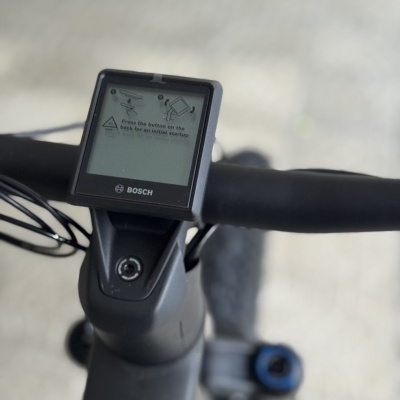 Ecrã digital BOSCH no guiador da bicicleta elétrica