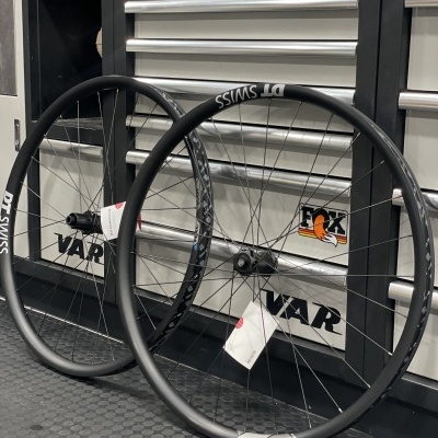 RODAS 29 EM CARBONO DT SWISS PARA ELETRICAS