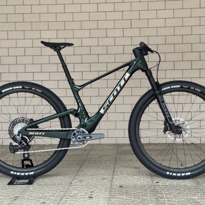 BICICLETA SCOTT SPARK RC TEAM ISSUE - TWINKLE GREEN
