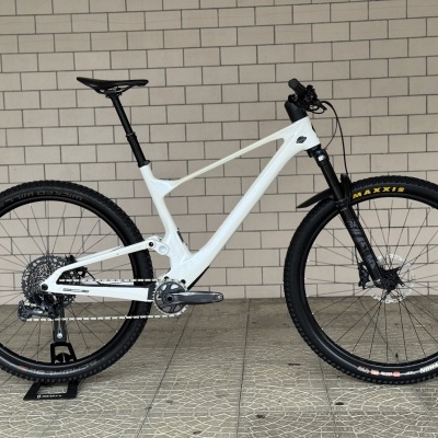 BICICLETA SCOTT SPARK 920 - BRANCA - USADA