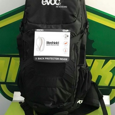 MOCHILA EVOC FR ENDURO 16L C/PROTETOR COSTAS
