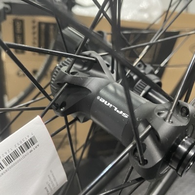 RODAS ESTRADA CARBONO DT SWISS PCR 1650 DISC TUBELESS