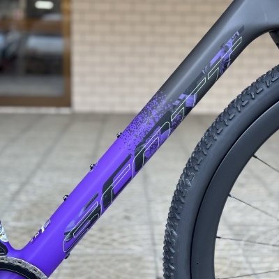 BICICLETA SCOTT ADDICT GRAVEL 20 - CARBON BLACK/INDIGO PURPLE