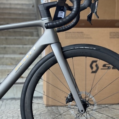 BICICLETA ESTRADA SCOTT ADDICT RC TEAM