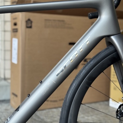 BICICLETA ESTRADA SCOTT ADDICT RC TEAM