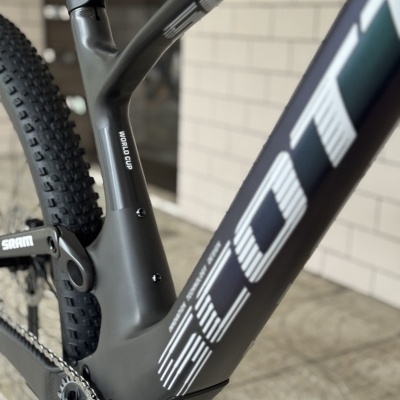 BICICLETA SCOTT SPARK RC WORLD CUP AXS - 2024 - usada