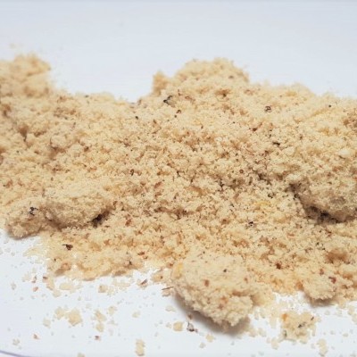 Amêndoa moída com pele