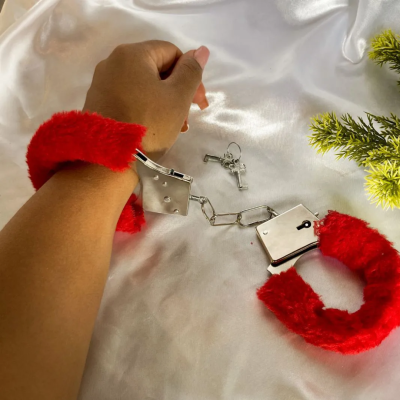 🔒 Algemas com Pelúcia Vermelha ❤️