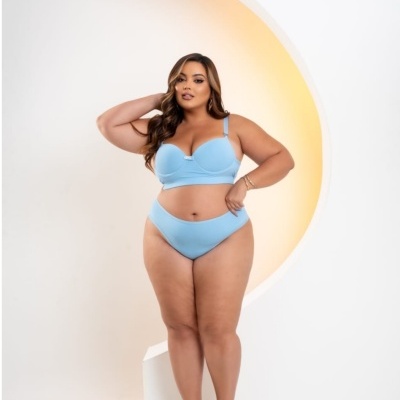Conjunto plus size liso