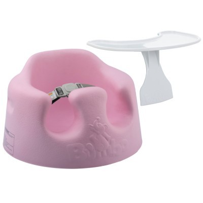 Cadeira infantil rosa em espuma com cinto e bandeja branca