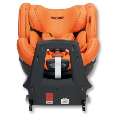 Cadeira auto para crianças RECARO laranja vibrante com suporte preto e etiquetas
