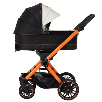 Conjunto passeio Mercedes-Benz AMG GT² Travel System