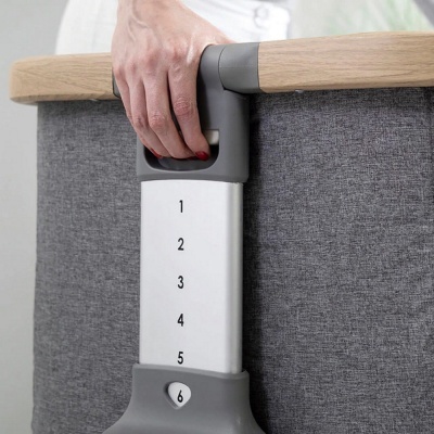 Berço baloiço de viagem Tutti Bambini CoZee Rocking Air Bedside Crib