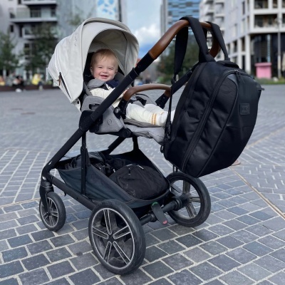 Mochila fraldas e assento bebé Minimeis Hero Parent Backpack Mochila fraldas e assento bebé Minimeis Hero Parent Backpack