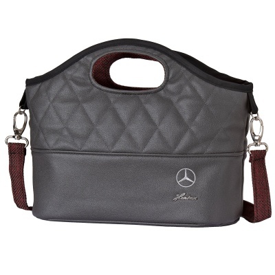 Bolsa de transporte cinzenta com logo Mercedes-Benz e alça castanha