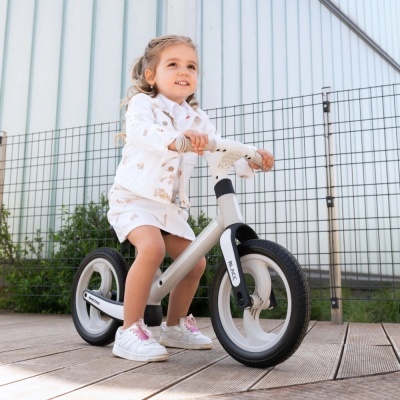 Bicicleta balanceio Kikkaboo Blace Balance Bike