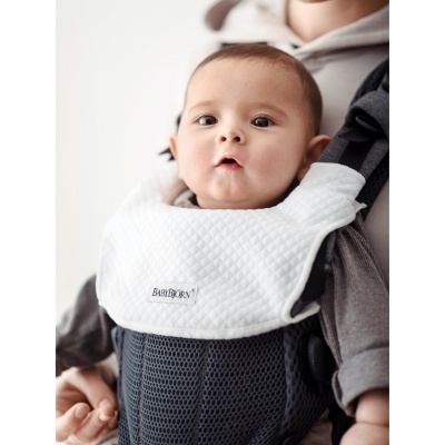 Babete BabyBjörn harmony Bib