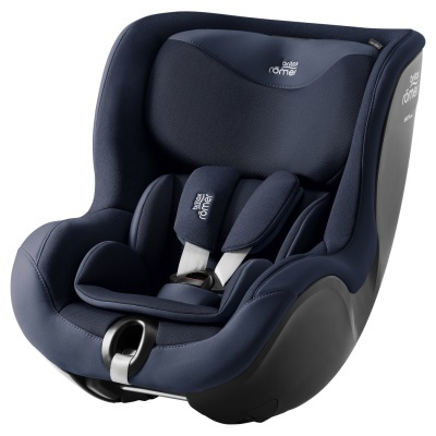 Cadeira auto para criança azul escura com cintos de segurança