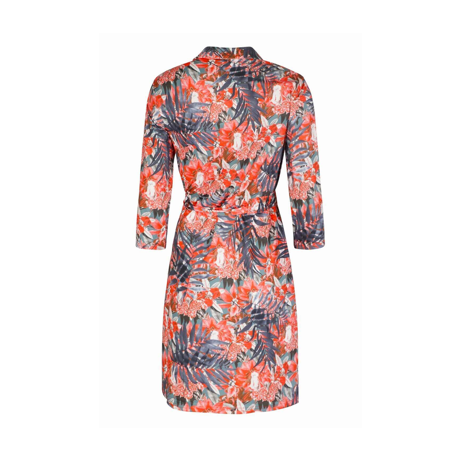 Vestido floral em tons vermelhos e cinza com mangas 3/4 visto de costas