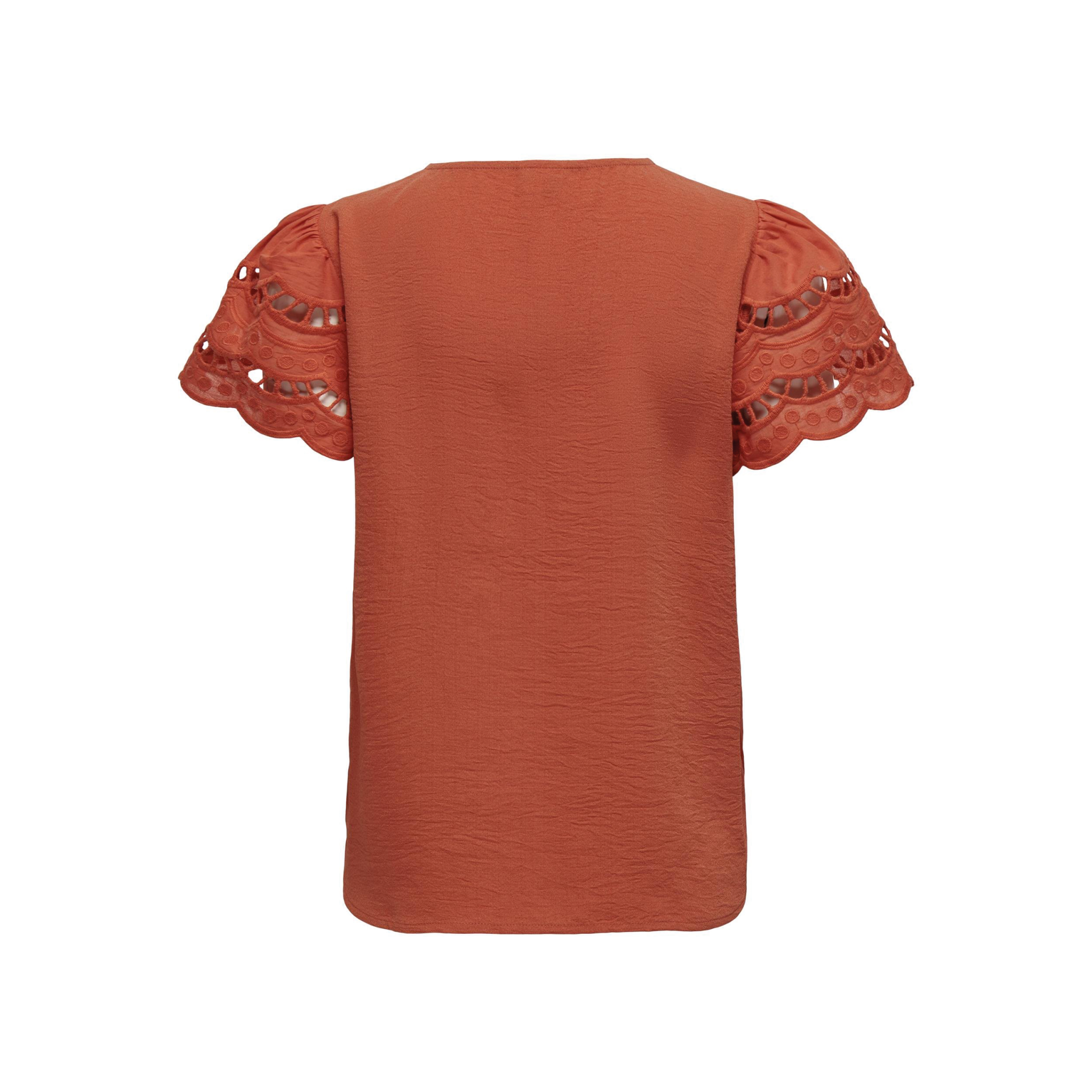 t-shirt feminina terracota com manga curta em renda bordada