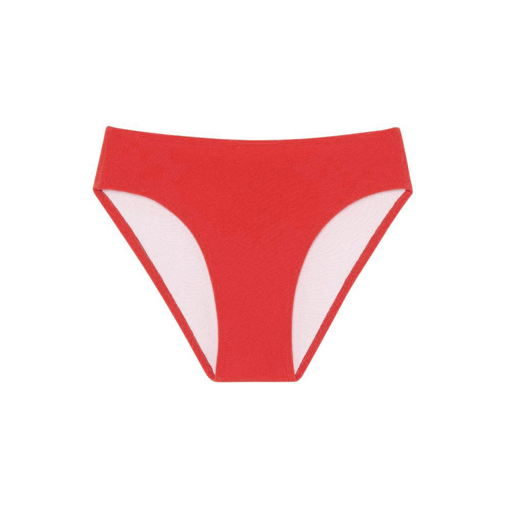 Calças de biquíni vermelhas sobre fundo branco