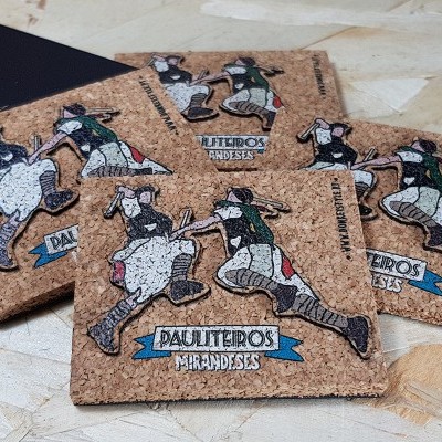 Íman cortiça "Pauliteiros de Miranda"