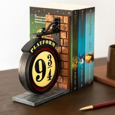 Bookend Harry Potter Plataform 9 3/4 18cm