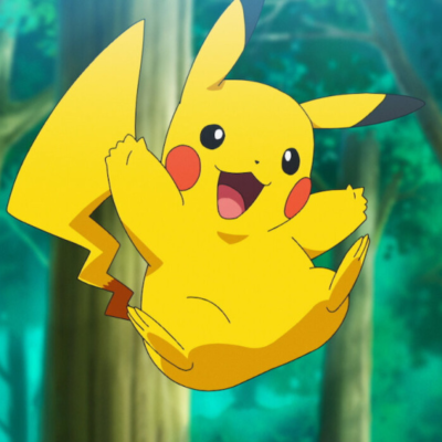 Personagem animada amarela com bochechas vermelhas numa floresta