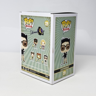 * 2ª MÃO * Funko POP! DC Comics Bombshells Catwoman #225 SE