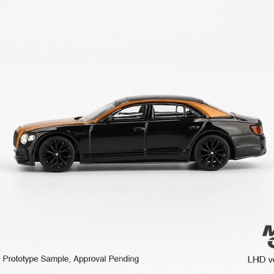 Diecast 1:64 Bentley Flying Spur Orange Flame / Onyx - Mini GT