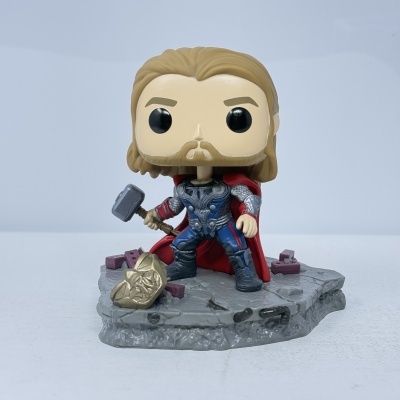 * 2ª MÃO * Funko POP! Deluxe Marvel Avengers Assemble: Thor #587 SE