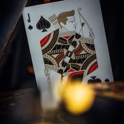 Jogo de Cartas Avengers The Infinity Saga Red Version Theory11