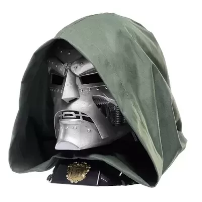 Réplica Capacete Marvel Legends Series 1/1 Doctor Doom Helmet Hasbro