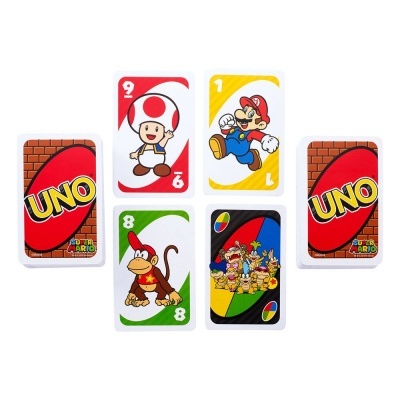 Cartas do jogo UNO com tema Super Mario, mostrando personagens e números coloridos.