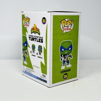 * 2ª MÃO * Funko POP! Retro Toys Power Rangers X Teenage Mutant Ninja Turtles Leonardo #104 2022 Summer Convention Limited Edition