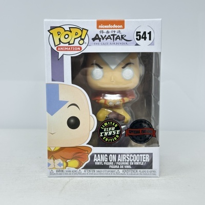 Figura de vinil Aang on Airscooter Avatar The Last Airbender na caixa