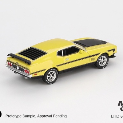 Diecast 1:64 Ford Mustang Mach 1 Grabber Yellow 1971 - Mini GT