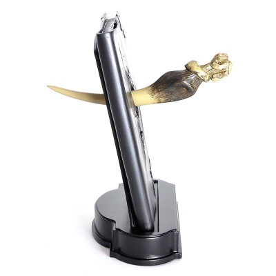 Réplica 1/1 Harry Potter Basilisk Fang & Tom Riddle Diary The Noble Collection