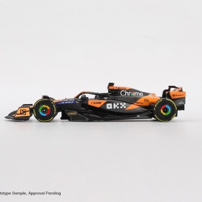 Diecast 1:64 McLaren MCL38 #81 Oscar Piastri Hungarian F1 GP 2024 - Mini GT