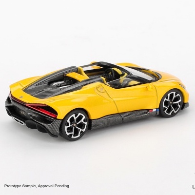 Miniatura de carro desportivo conversível amarelo com detalhes a preto e rodas a preto e prateado, com texto Mini GT e 1137